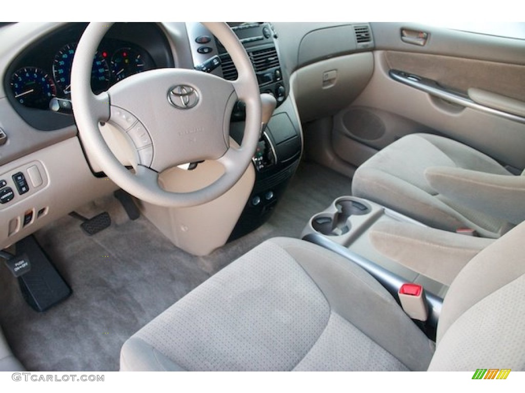 2007 Sienna LE - Natural White / Taupe photo #13