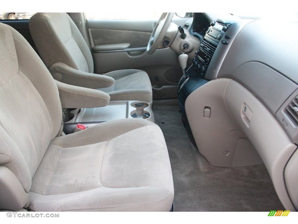 2007 Sienna LE - Natural White / Taupe photo #25