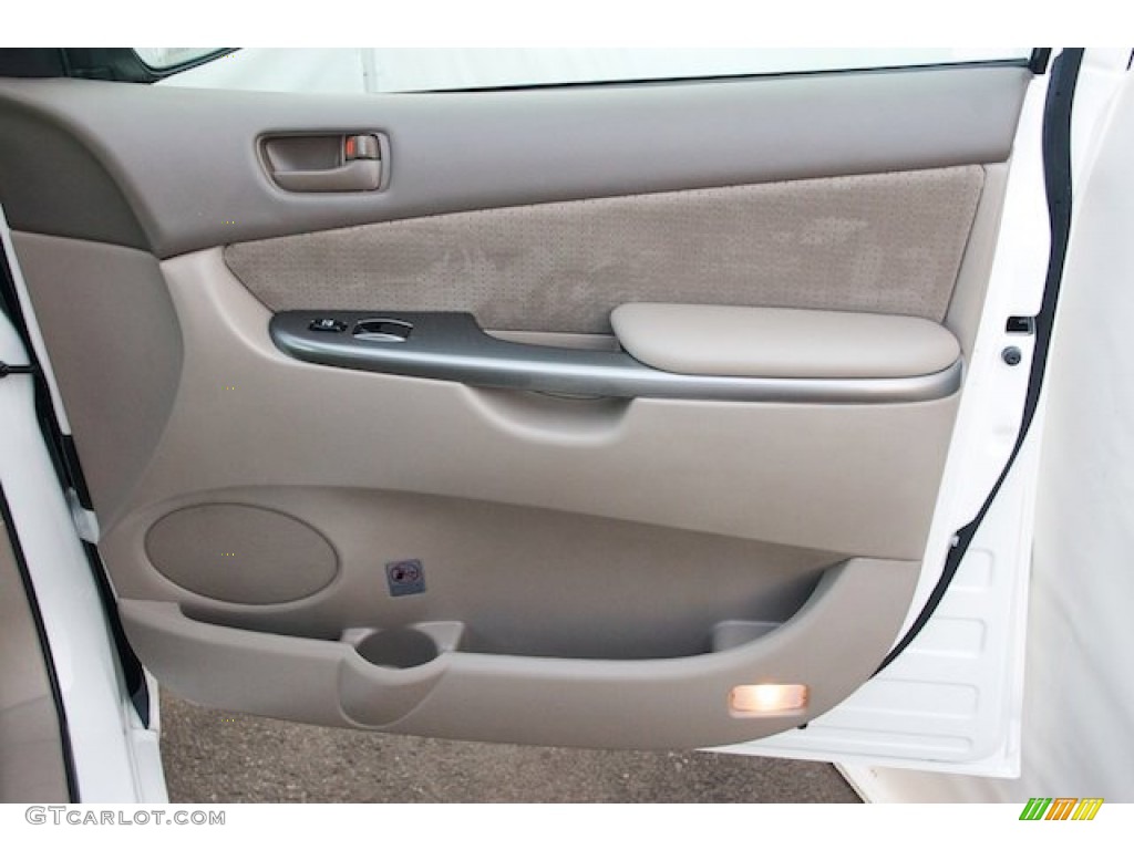2007 Sienna LE - Natural White / Taupe photo #30
