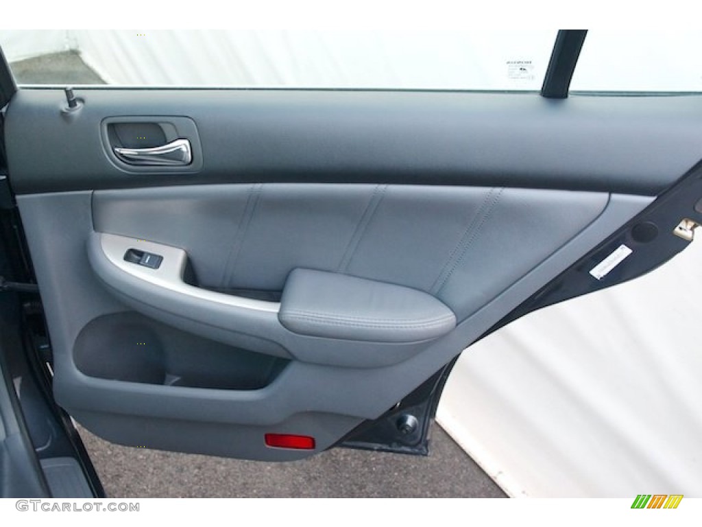2004 Honda Accord EX V6 Sedan Gray Door Panel Photo #69626215