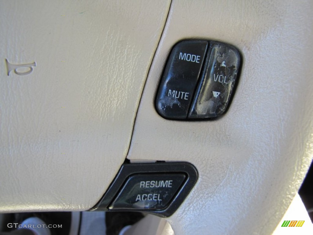 2005 Chevrolet Impala SS Supercharged Controls Photo #69627688