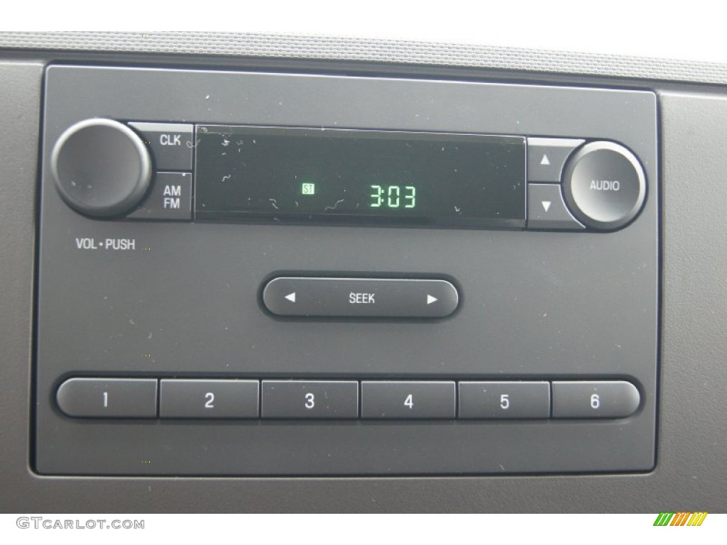 2012 Ford E Series Van E350 XL Extended Passenger Audio System Photo #69629596