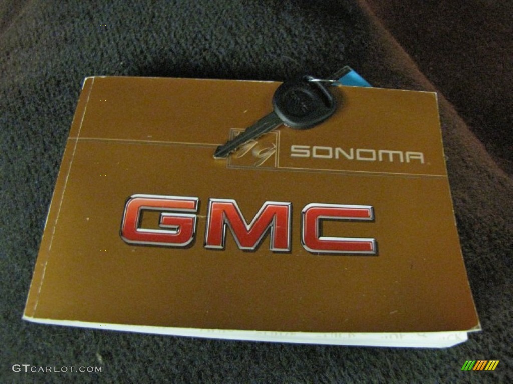 1999 GMC Sonoma SLS Extended Cab Books/Manuals Photo #69631360