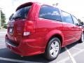Redline 2 Coat Pearl - Grand Caravan Crew Photo No. 3