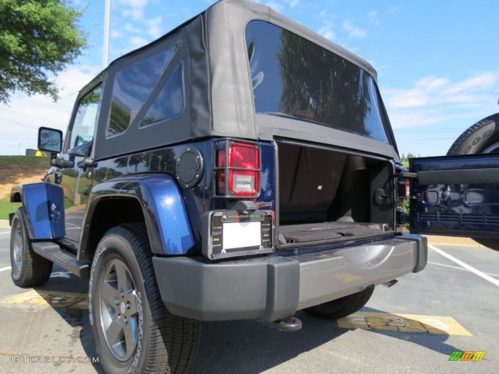 2012 Wrangler Oscar Mike Freedom Edition 4x4 - True Blue Pearl / Freedom Edition Black Tectonic/Quick Silver Accent photo #8