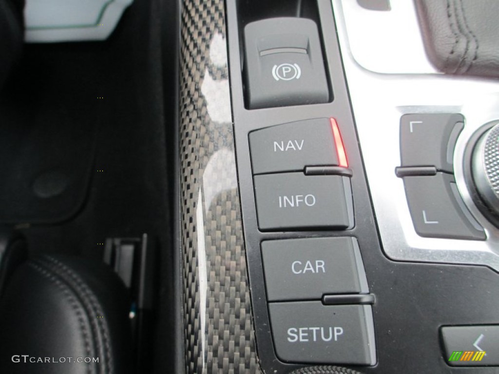 2007 Audi S6 5.2 quattro Sedan Controls Photo #69633919