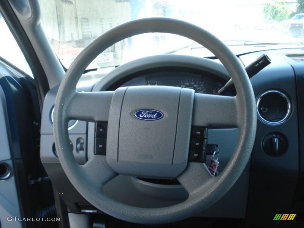 2005 F150 XLT Regular Cab 4x4 - Aspen Green Metallic / Medium Flint Grey photo #10