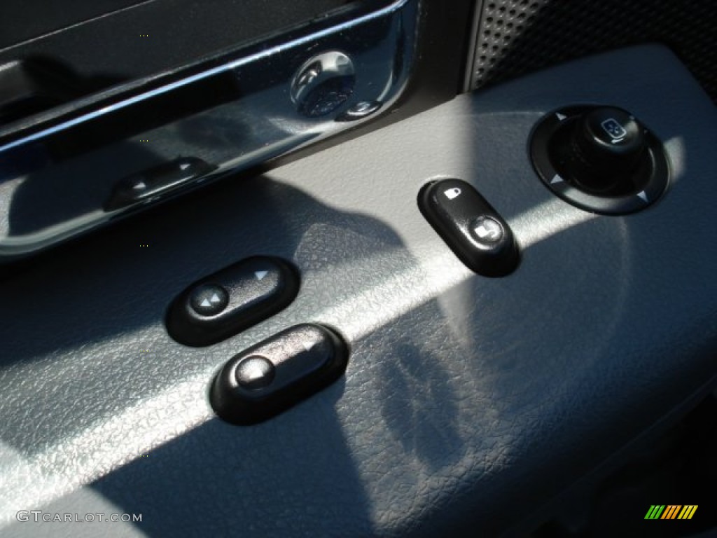 2005 F150 XLT Regular Cab 4x4 - Aspen Green Metallic / Medium Flint Grey photo #11