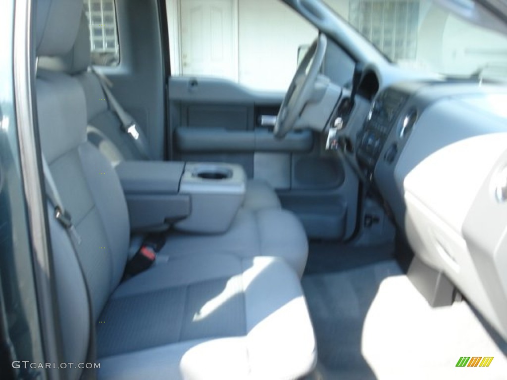 2005 F150 XLT Regular Cab 4x4 - Aspen Green Metallic / Medium Flint Grey photo #16