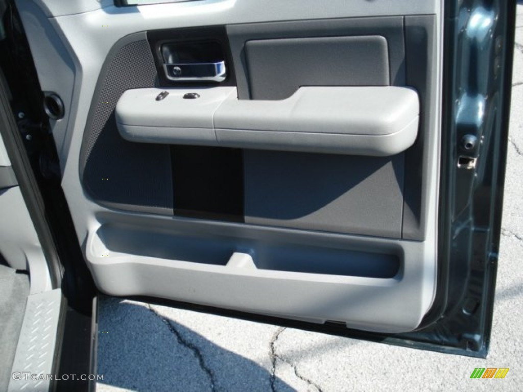2005 F150 XLT Regular Cab 4x4 - Aspen Green Metallic / Medium Flint Grey photo #17