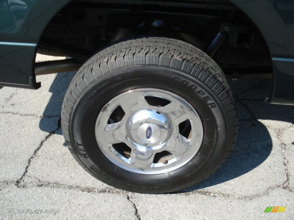 2005 F150 XLT Regular Cab 4x4 - Aspen Green Metallic / Medium Flint Grey photo #21