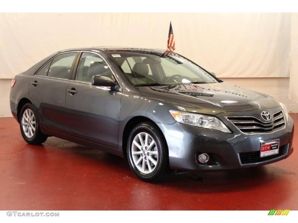 2010 Camry XLE V6 - Magnetic Gray Metallic / Bisque photo #1