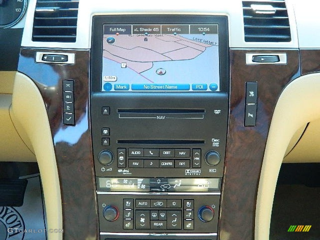 2010 Cadillac Escalade Hybrid AWD Controls Photo #69639067