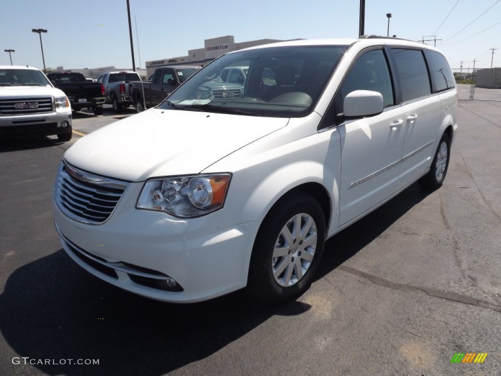 2013 Town & Country Touring - Stone White / Dark Frost Beige/Medium Frost Beige photo #1