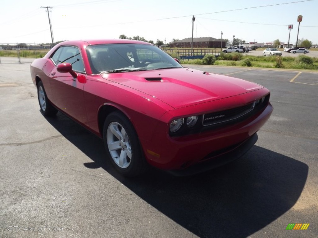 2013 Challenger SXT - Redline 3-Coat Pearl / Dark Slate Gray photo #3