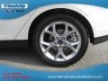 White Platinum - Focus Titanium Hatchback Photo No. 10