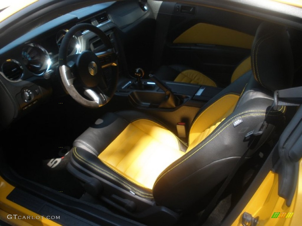 2011 Mustang GT Premium Coupe - Yellow Blaze Metallic Tri-coat / Charcoal Black photo #4