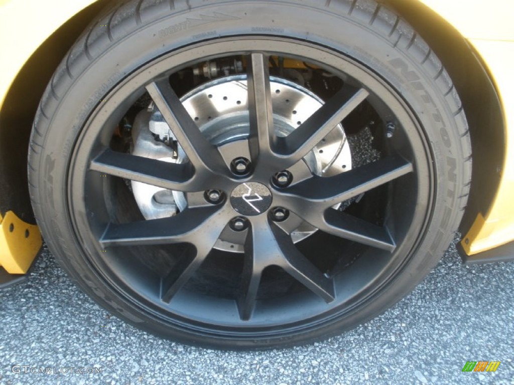 2011 Mustang GT Premium Coupe - Yellow Blaze Metallic Tri-coat / Charcoal Black photo #6