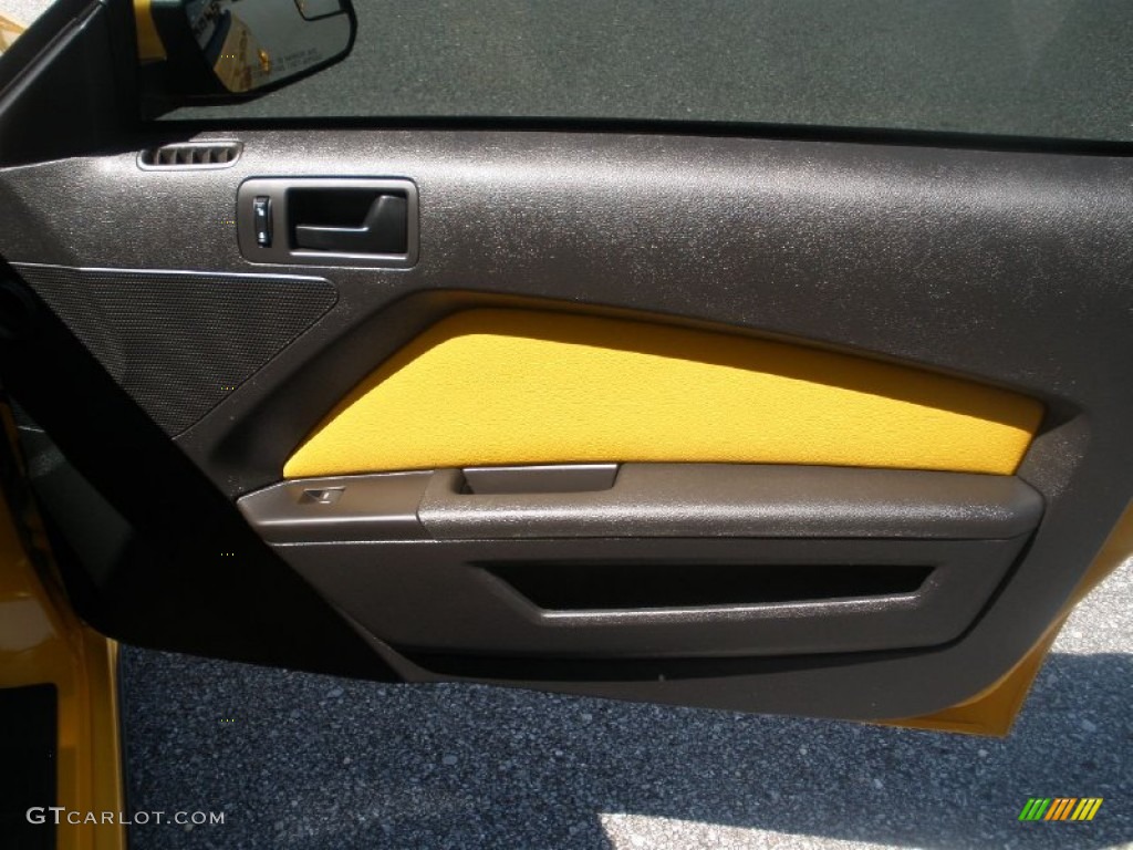 2011 Mustang GT Premium Coupe - Yellow Blaze Metallic Tri-coat / Charcoal Black photo #18