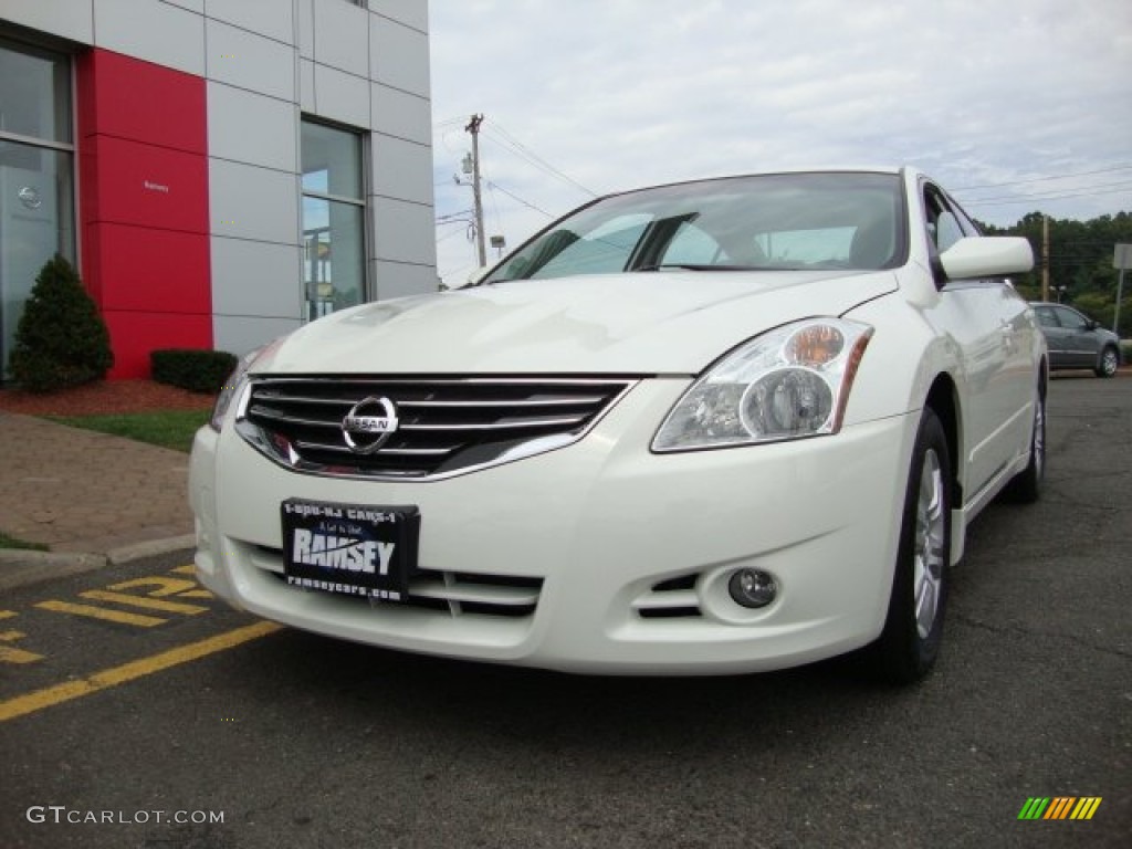2012 Altima 2.5 S Special Edition - Winter Frost White / Blonde photo #1