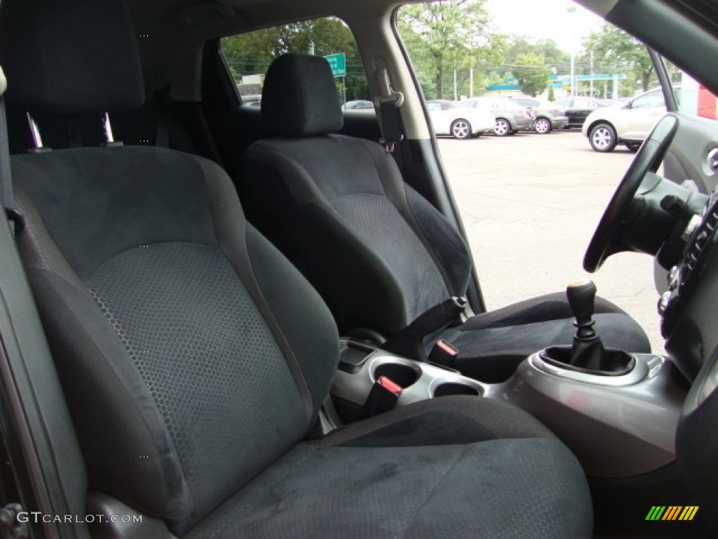 Black/Silver Trim Interior 2011 Nissan Juke SV Photo #69643585