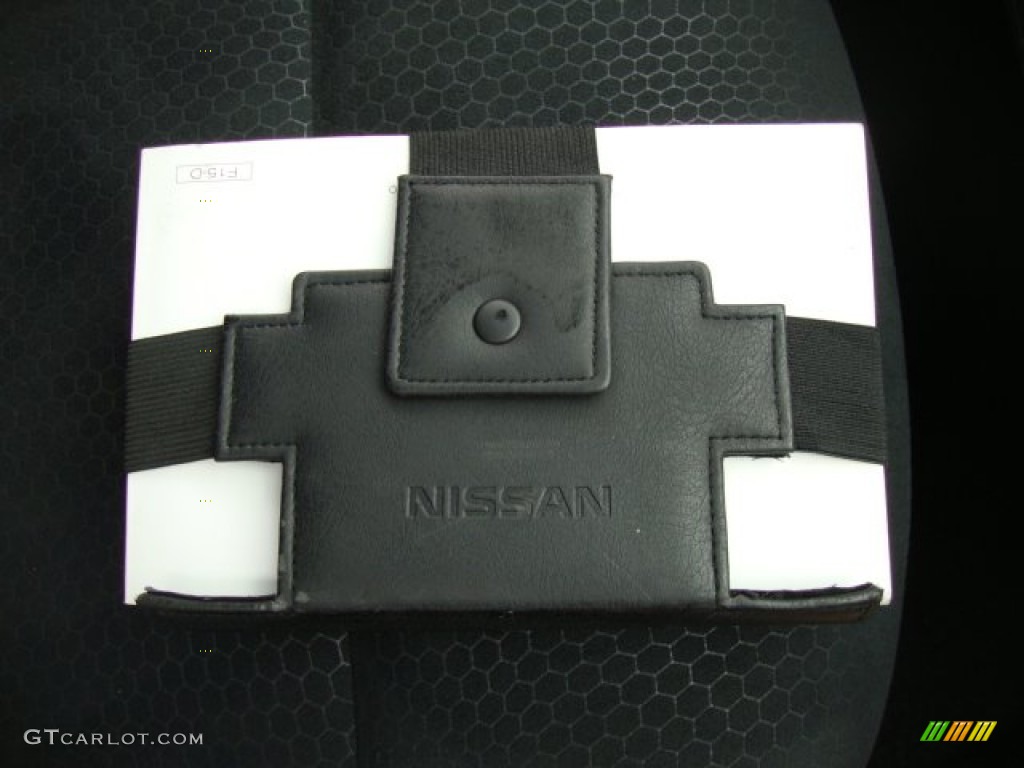 2011 Nissan Juke SV Books/Manuals Photos