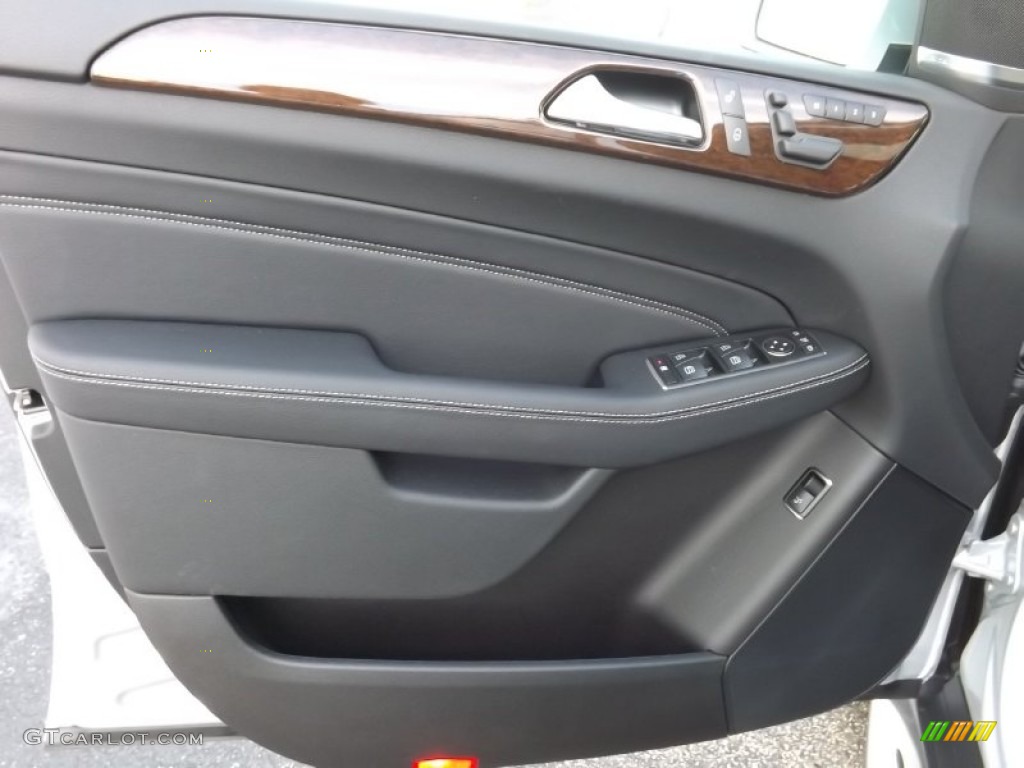 2013 Mercedes-Benz ML 350 4Matic Black Door Panel Photo #69643870