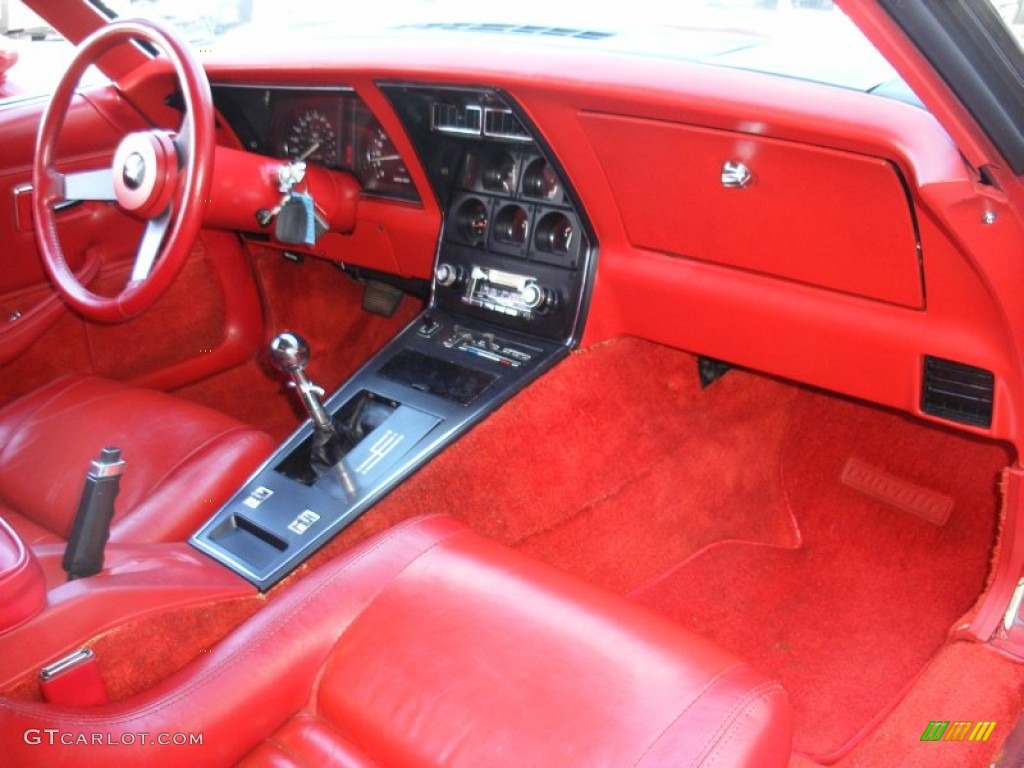 1979 Chevrolet Corvette Coupe Red Dashboard Photo #69644413