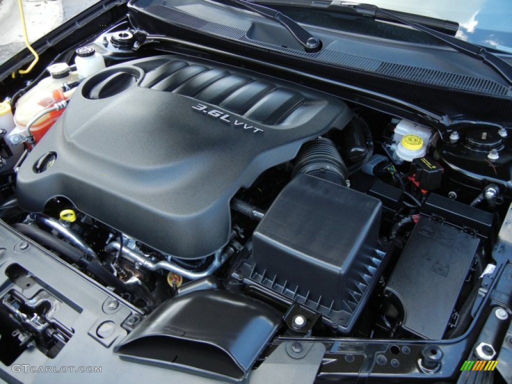 2012 Chrysler 200 S Sedan 3.6 Liter DOHC 24-Valve VVT Pentastar V6 Engine Photo #69644806