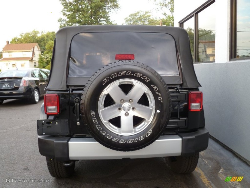 2009 Wrangler Sahara 4x4 - Black / Dark Slate Gray/Medium Slate Gray photo #2
