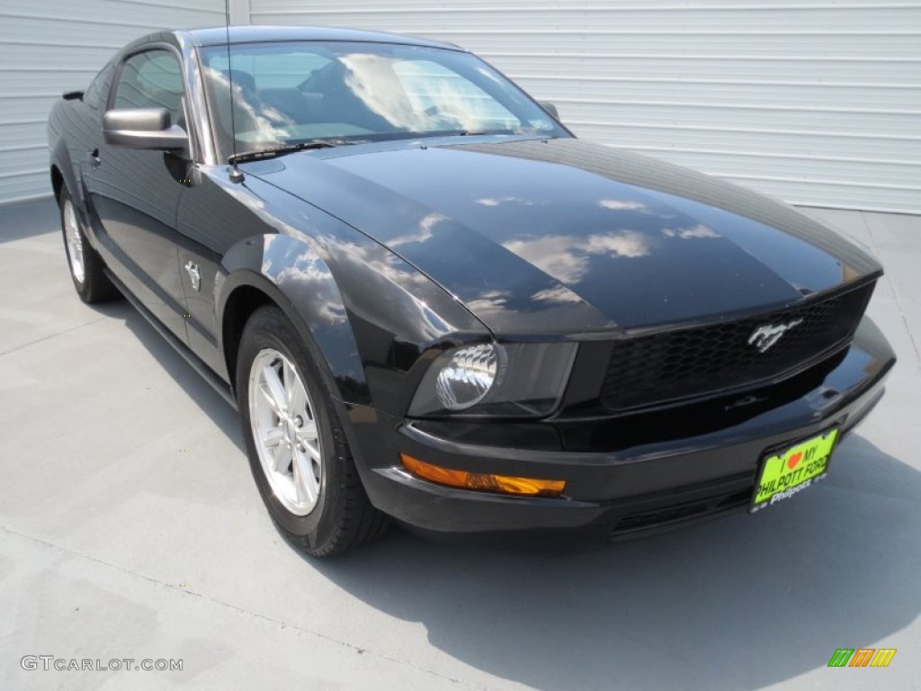 2009 Mustang V6 Coupe - Black / Dark Charcoal photo #1