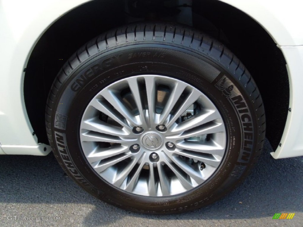 2013 Chrysler Town & Country Touring - L Wheel Photo #69650548