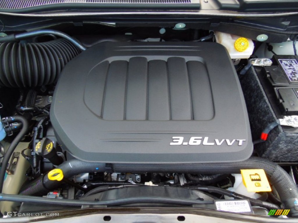 2013 Chrysler Town & Country Touring - L 3.6 Liter DOHC 24-Valve VVT Pentastar V6 Engine Photo #69650557