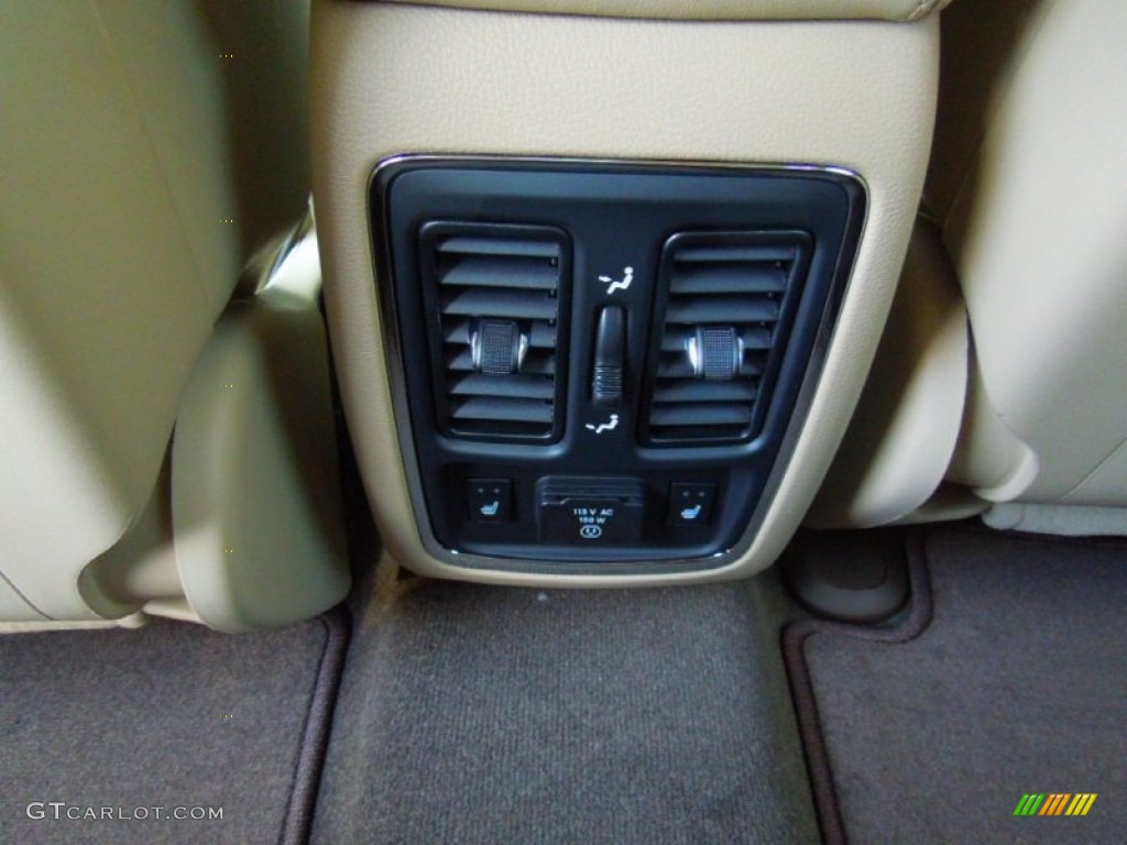 2013 Jeep Grand Cherokee Overland Controls Photo #69651022