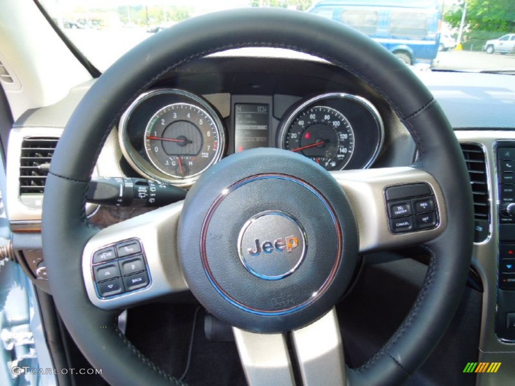 2013 Grand Cherokee Laredo - Winter Chill Pearl / Black photo #15