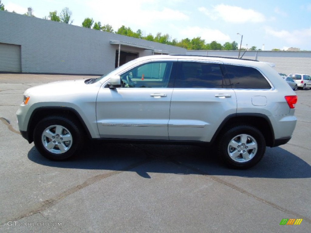 2013 Grand Cherokee Laredo - Bright Silver Metallic / Black photo #3
