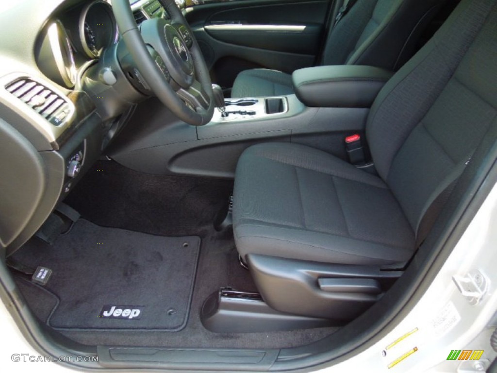 2013 Grand Cherokee Laredo - Bright Silver Metallic / Black photo #8