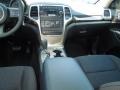 Bright Silver Metallic - Grand Cherokee Laredo Photo No. 17