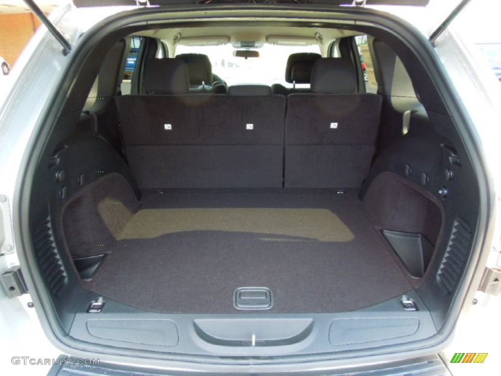 2013 Grand Cherokee Laredo - Bright Silver Metallic / Black photo #18