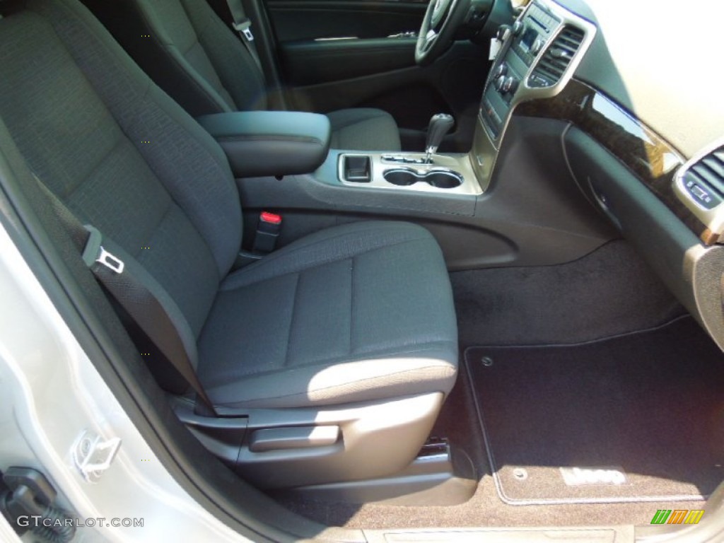 2013 Grand Cherokee Laredo - Bright Silver Metallic / Black photo #20