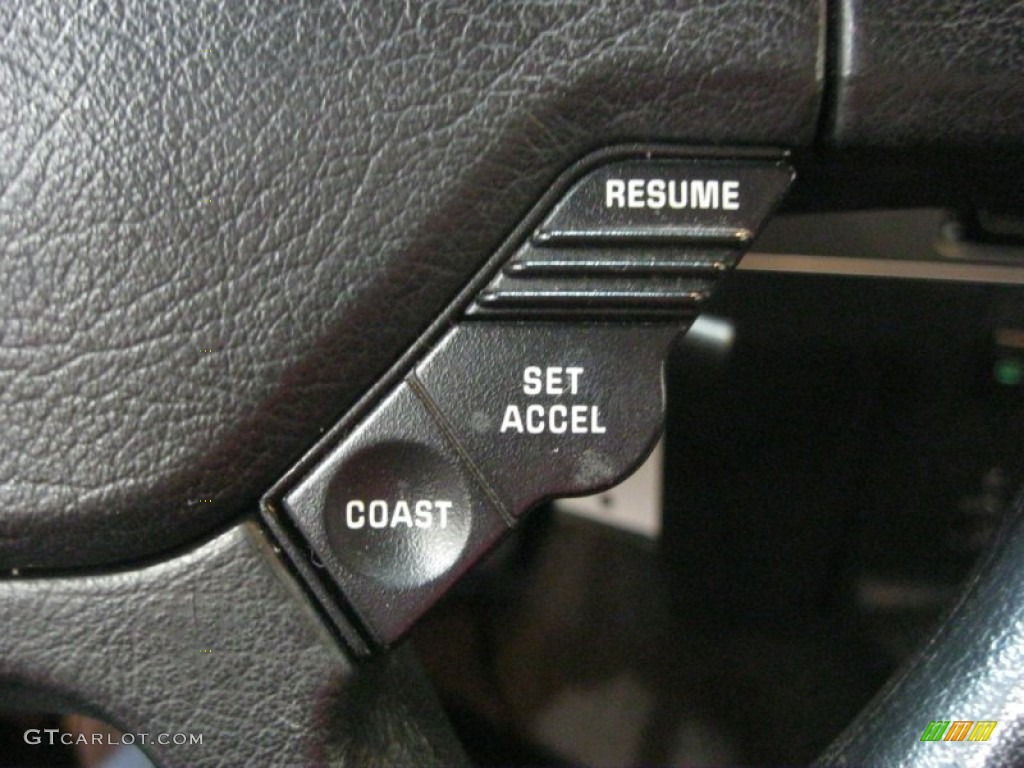 1990 Ford Thunderbird SC Super Coupe Controls Photo #69653392