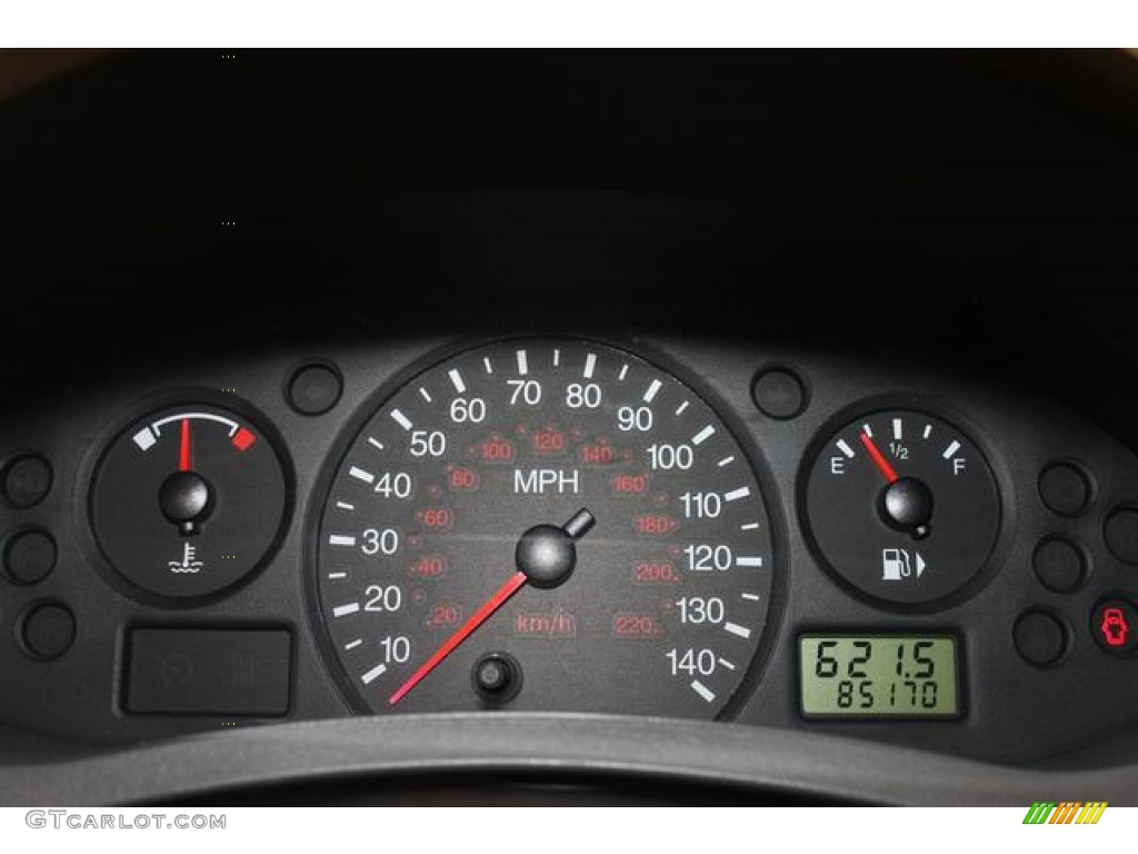 2005 Ford Focus ZX4 SE Sedan Gauges Photo #69654364