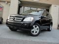 Black - GL 450 4Matic Photo No. 1