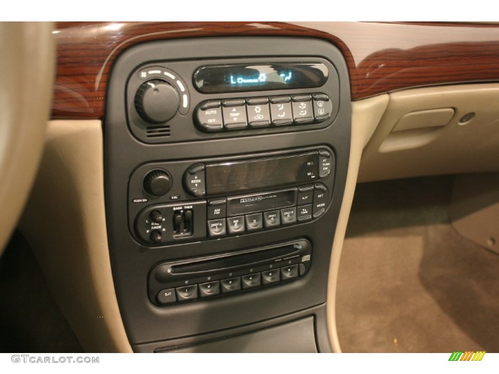 2003 Chrysler 300 M Sedan Controls Photos