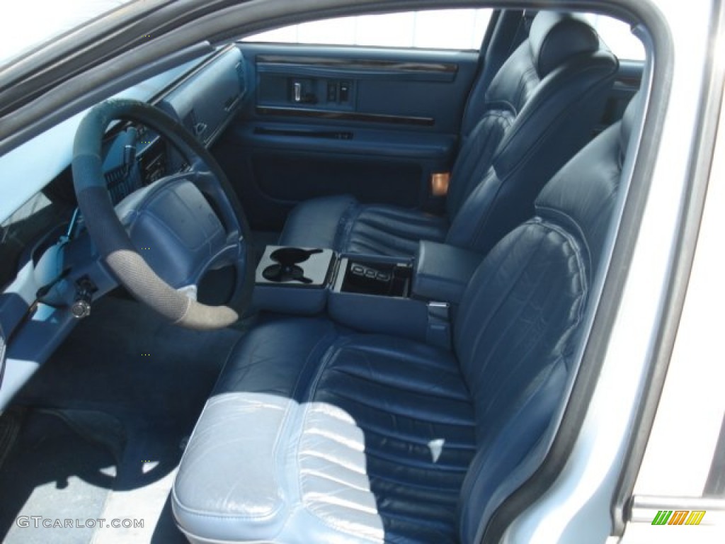 1995 Roadmaster Sedan - Bright White / Blue photo #9