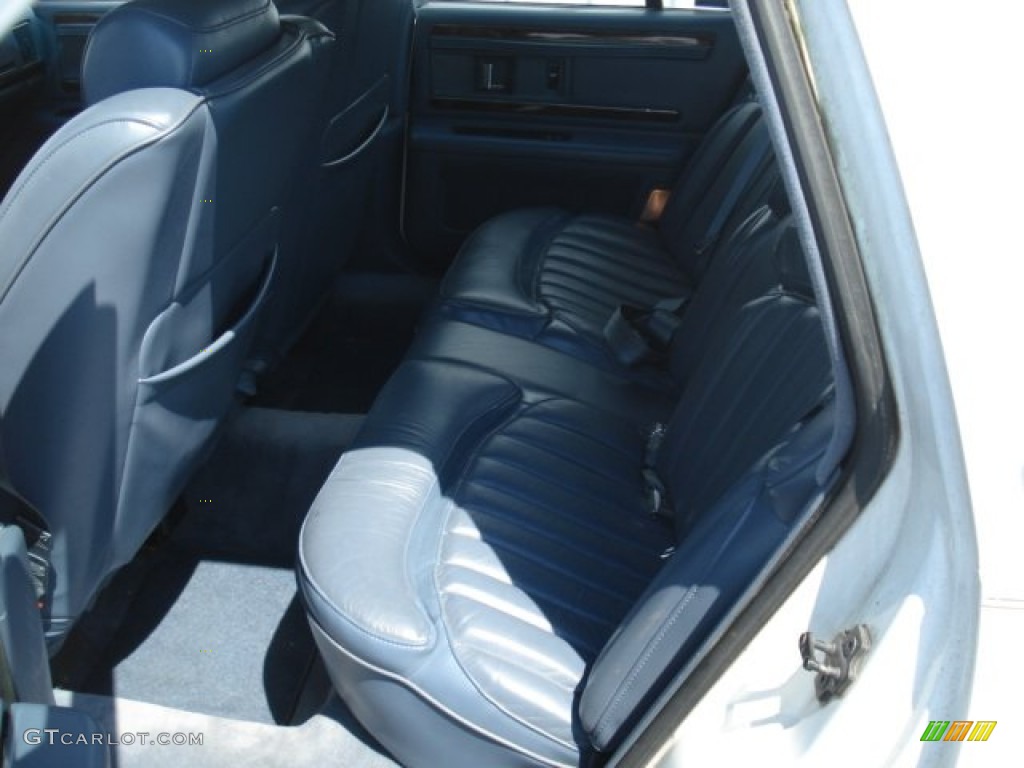 1995 Roadmaster Sedan - Bright White / Blue photo #10