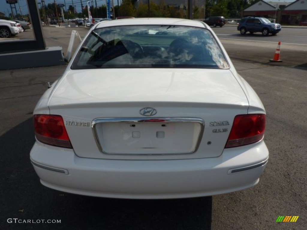 2002 Sonata GLS V6 - Noble White / Black photo #6