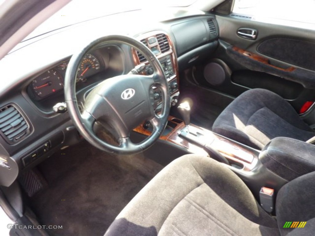 2002 Sonata GLS V6 - Noble White / Black photo #17
