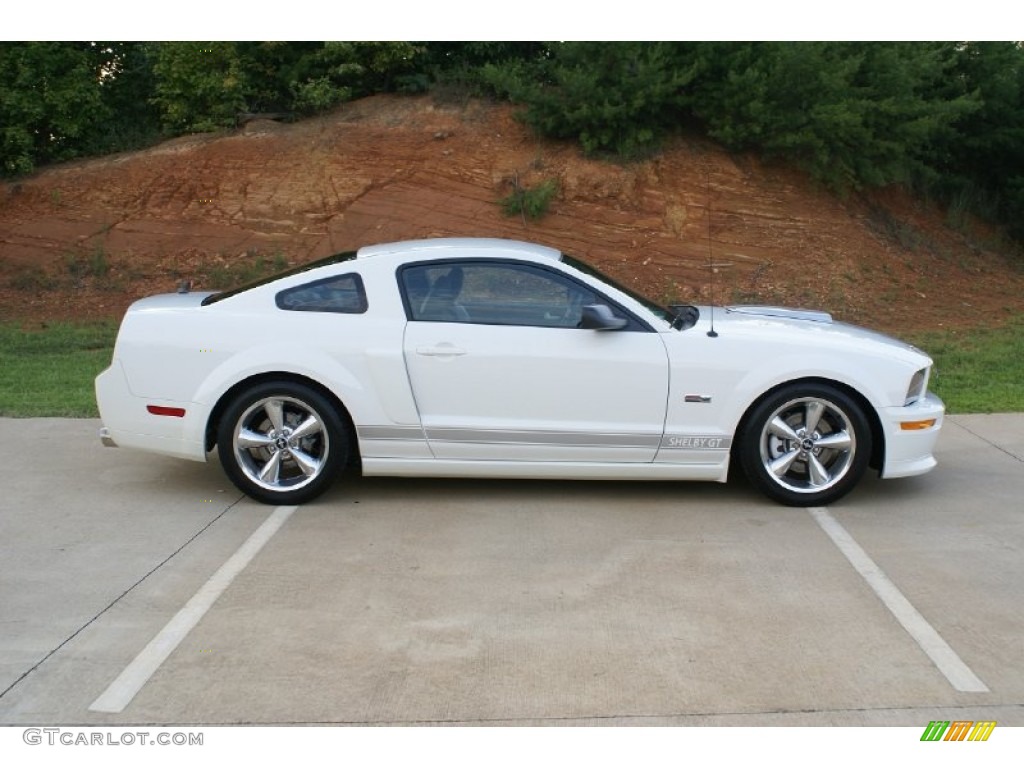 Performance White 2007 Ford Mustang Shelby GT Coupe Exterior Photo #69662199