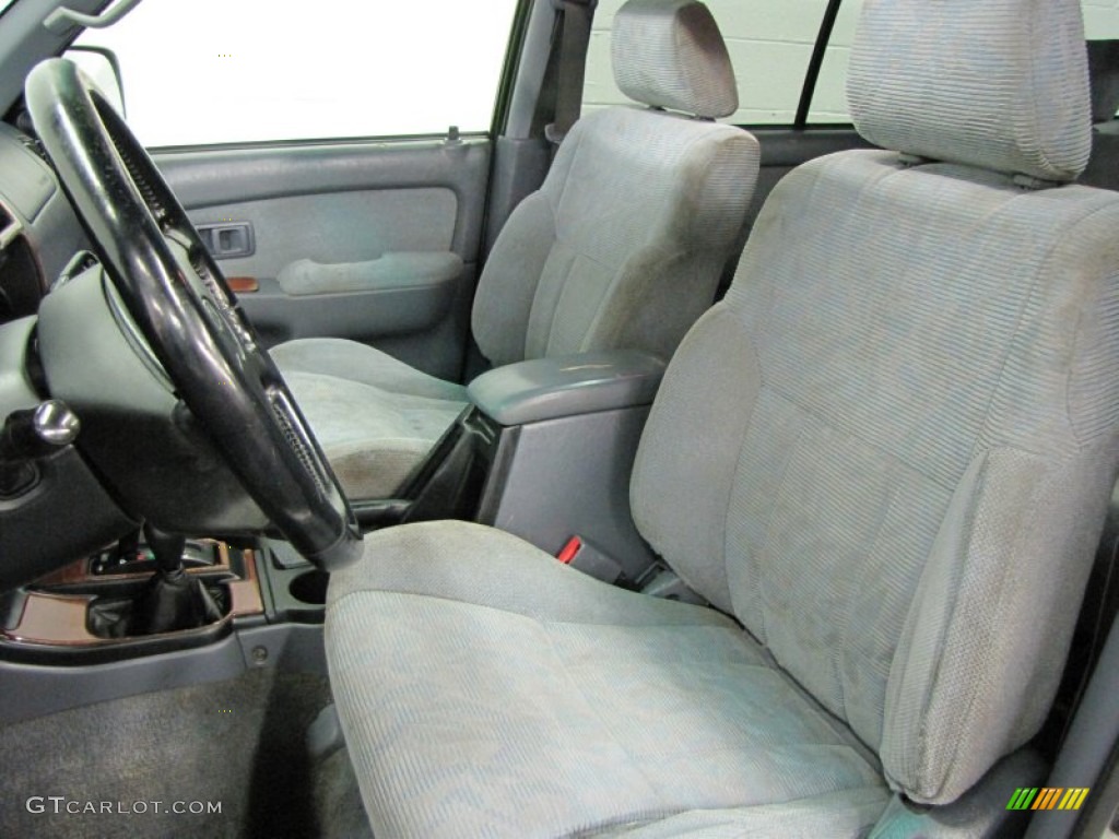 1999 4Runner SR5 4x4 - Millennium Silver Metallic / Gray photo #10